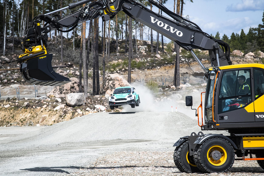 VOLVO CONSTRUCTION EQUIPMENT OCH WORLD RX I SAMARBETE OM UTVECKLINGEN AV NÄSTA GENERATIONS RALLYCROSSBANOR